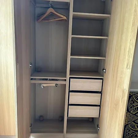 Semesterbostad Maison Cosy Pour 2 A Crepy, Veranda Et Jardin *